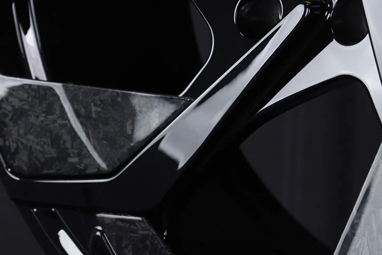 Olim C12 Monoblock 1pc Carbon Fiber Sheet Gloss Balck Forged Wheel On Lotus Eletre
